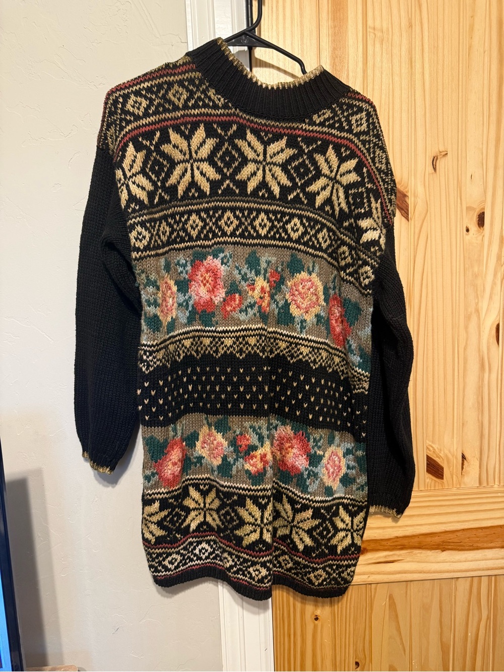 White Stag Vintage sweater